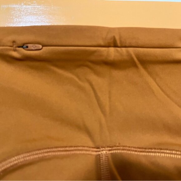 Lululemon Burnt Orange Reflective Crop Leggings - Size 4 - Picture 10 of 12